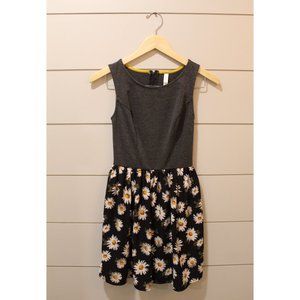 Sunflower Sundress Gray